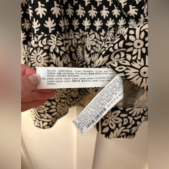 Girls Zara Black and Cream Patterned Dress Size 9 - Picture 6 of 6